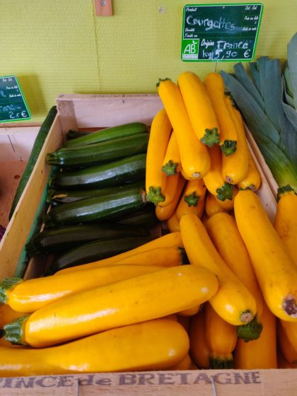 Courgettes vertes et jaunes